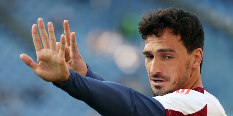 Roma, riecco Hummels: con Ranieri avrà una nuova occasione