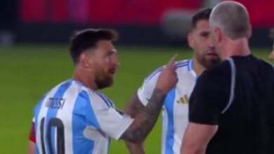 “Tu es un cagon”: Messi è una furia in Paraguay-Argentina