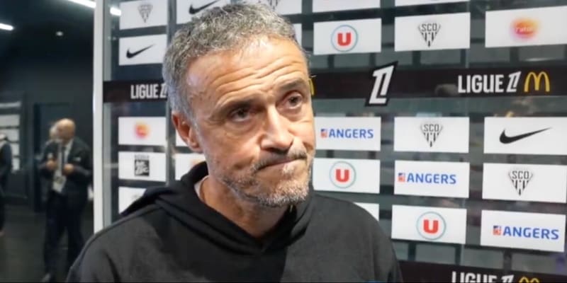 Luis Enrique si commuove in diretta tv: Psg colpito da un terribile lutto