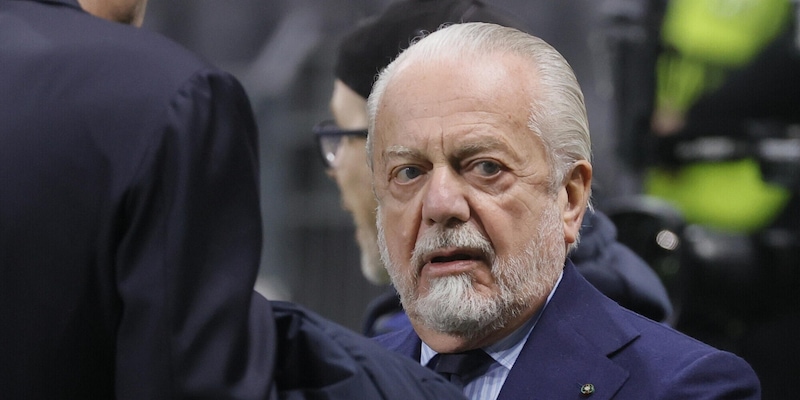 Falso in bilancio, l’avvocato di De Laurentiis: “Il presidente è contrariato, vuole difendersi”