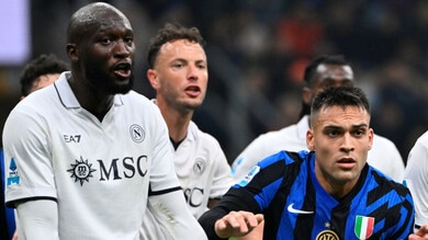 Cori contro Lukaku, sputi, lancio di oggetti e ‘raggi laser’: la Serie A (e le multe) del Giudice Sportivo