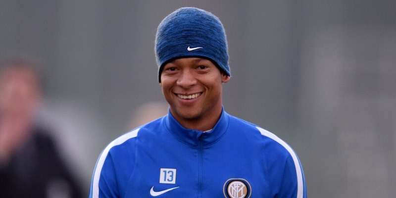 Guarin: “All’Inter bevevo prima delle partite. In Brasile anche 70 birre a notte”