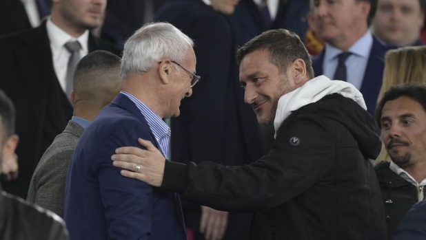 Totti: "Ranieri grande. Se mi chiamerà alla Roma? Vediamo, valutiamo, c'è tempo…"