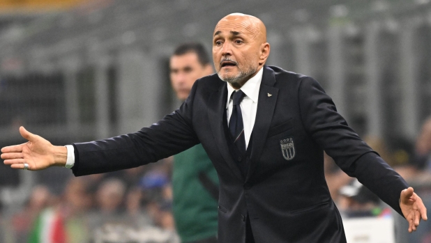 Spalletti: "Poco puliti a centrocampo. E se prendi gol subito…"