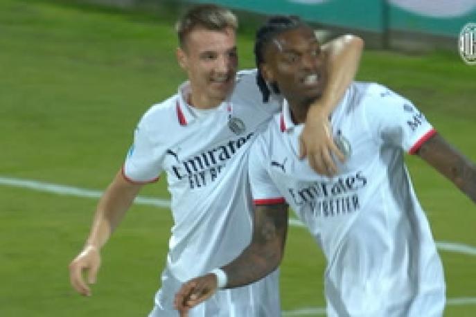 Leao, doppietta contro il Cagliari: riguarda i gol di Rafa