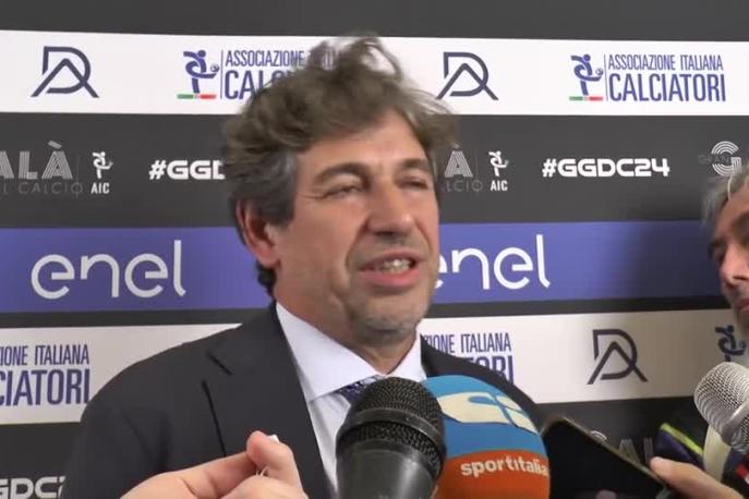 Albertini su Leao: "È discontinuo. La pressione ce l'hanno i giocatori forti"