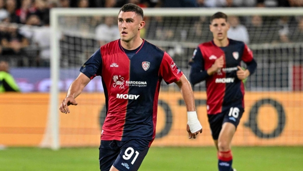 Cagliari-Verona, chi vince lo spareggio salvezza? Pronostico